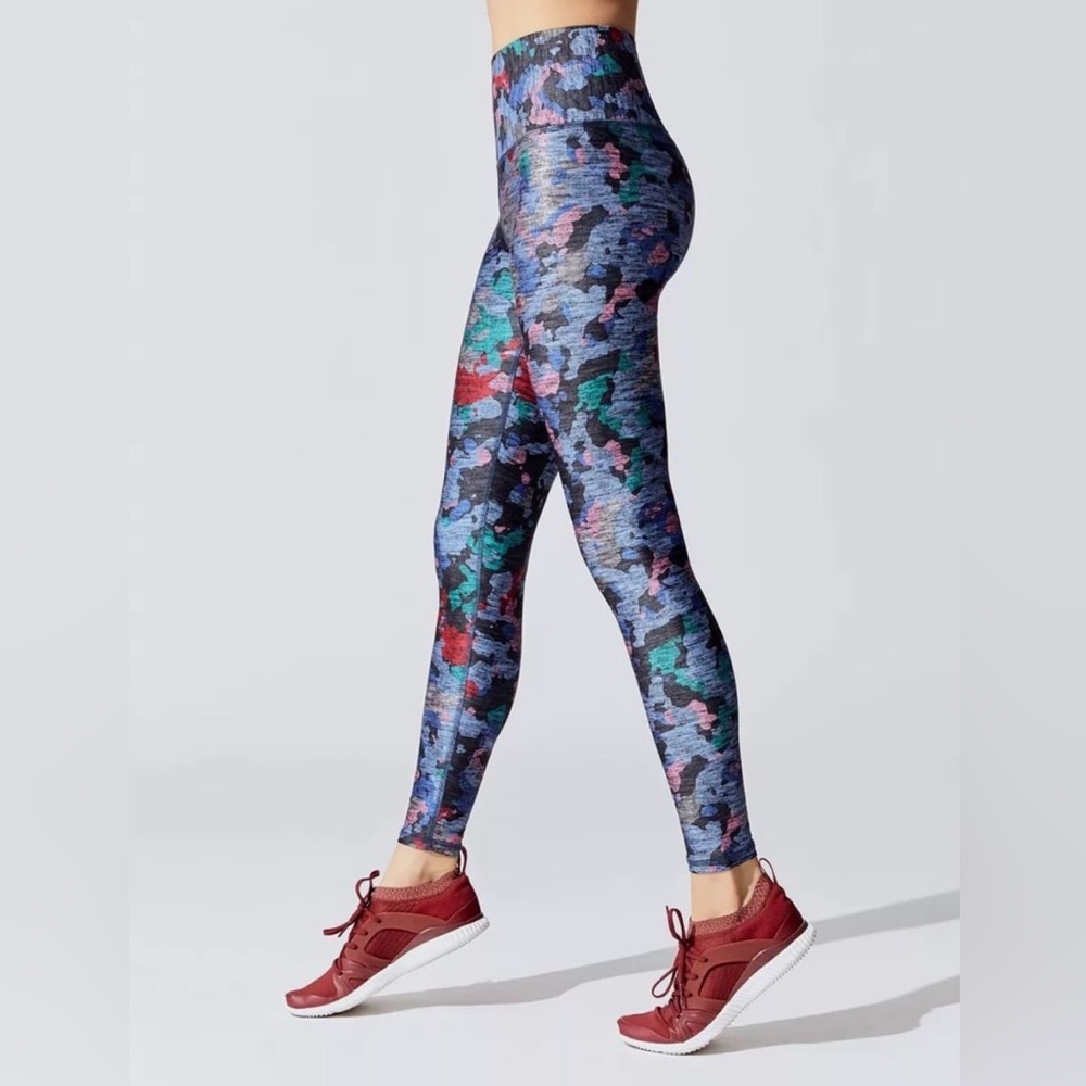 TEREZ MARBLE PRINTED CROP LEGGINGS | S |